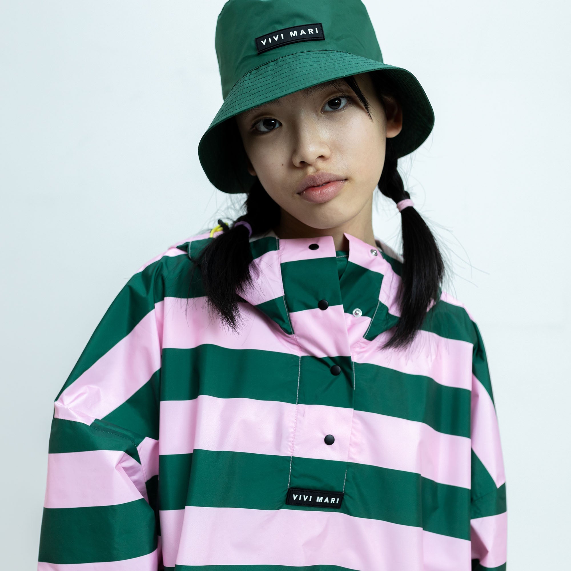 Kids Bucket Hat solid green VIVI MARI - Main Image