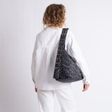 Buckle Bag medium - leo splashes navy/olive