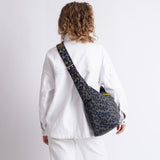 Buckle Bag medium - leo splashes navy/olive