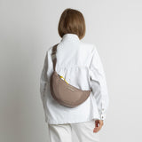 Padded Hip Bag medium - dark mushroom