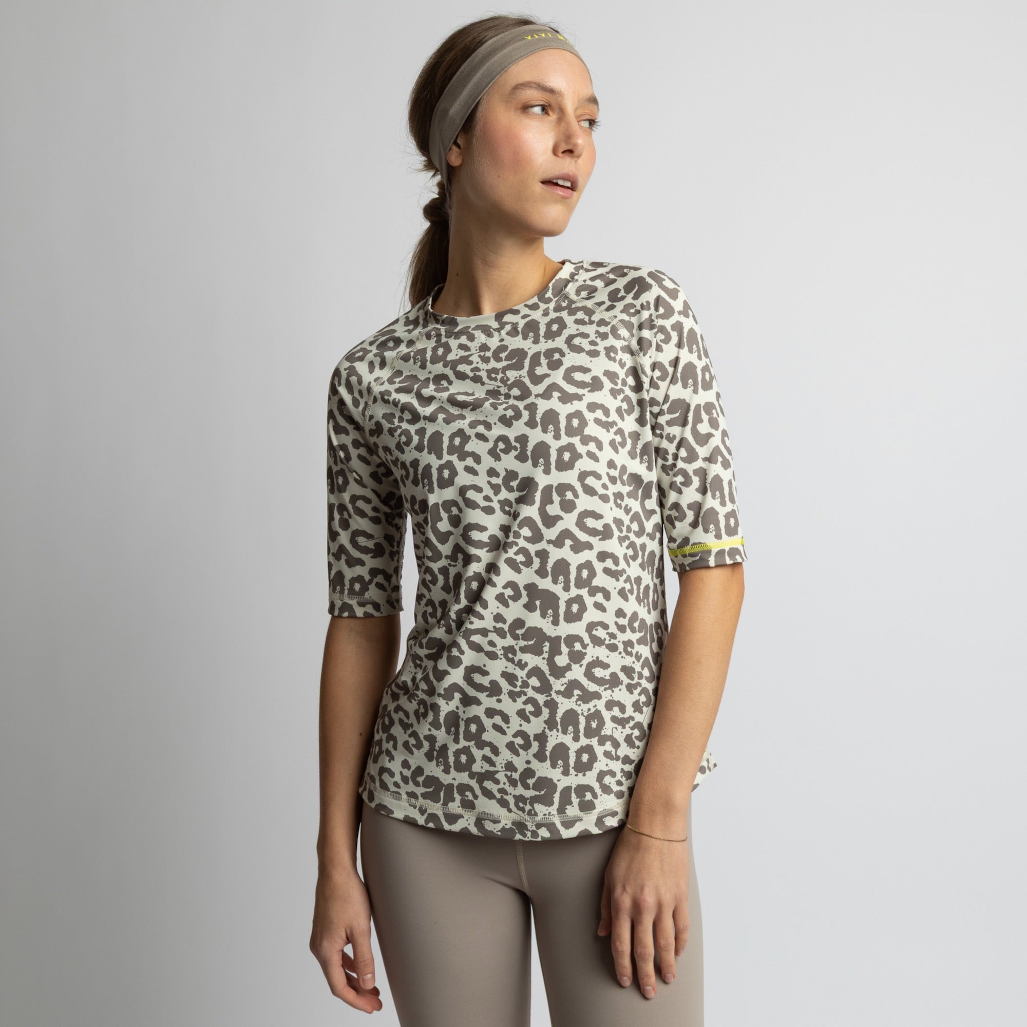 Activewear Half Sleeve T-Shirt leo splashes mushroom/sand - VIVI MARI