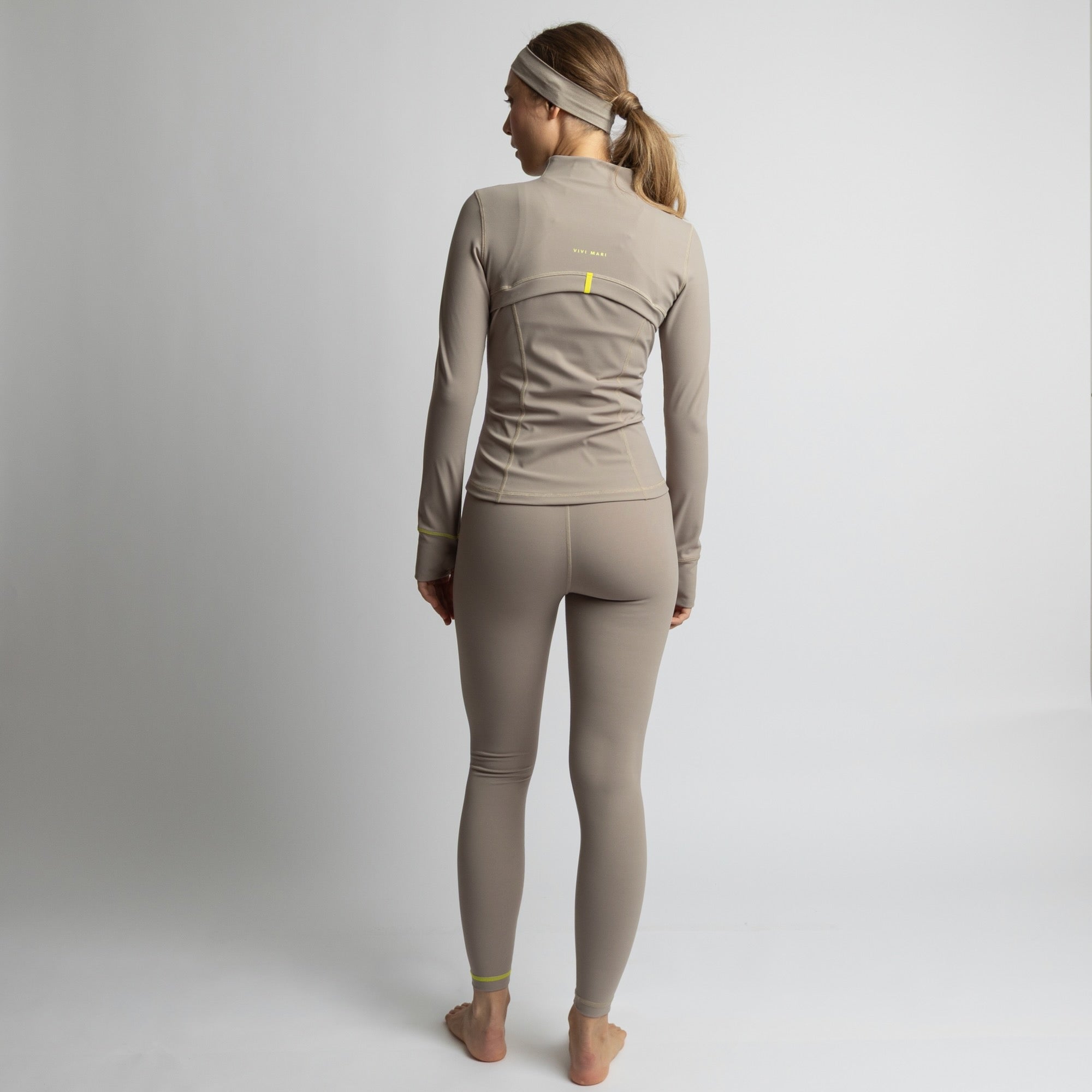 Activewear Jacket mushroom - VIVI MARI