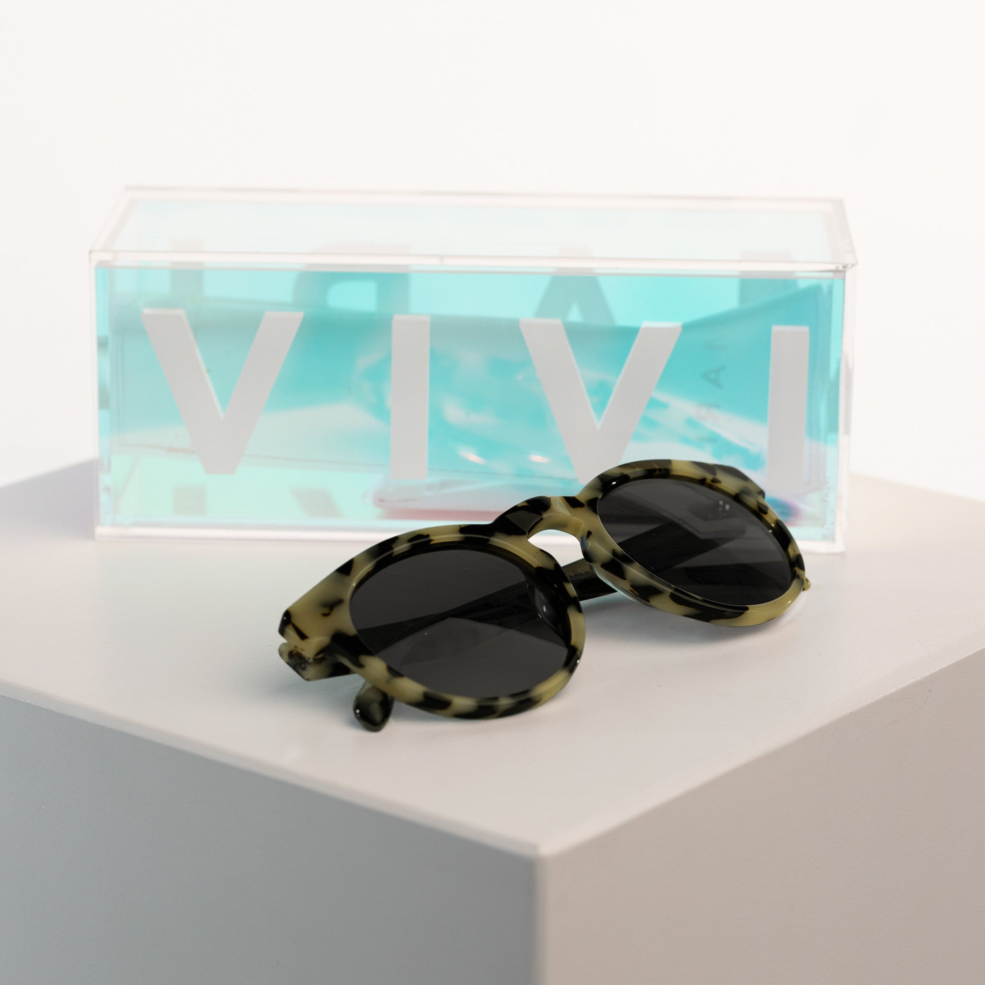 Kiss the Sun - leo black/olive - VIVI MARI