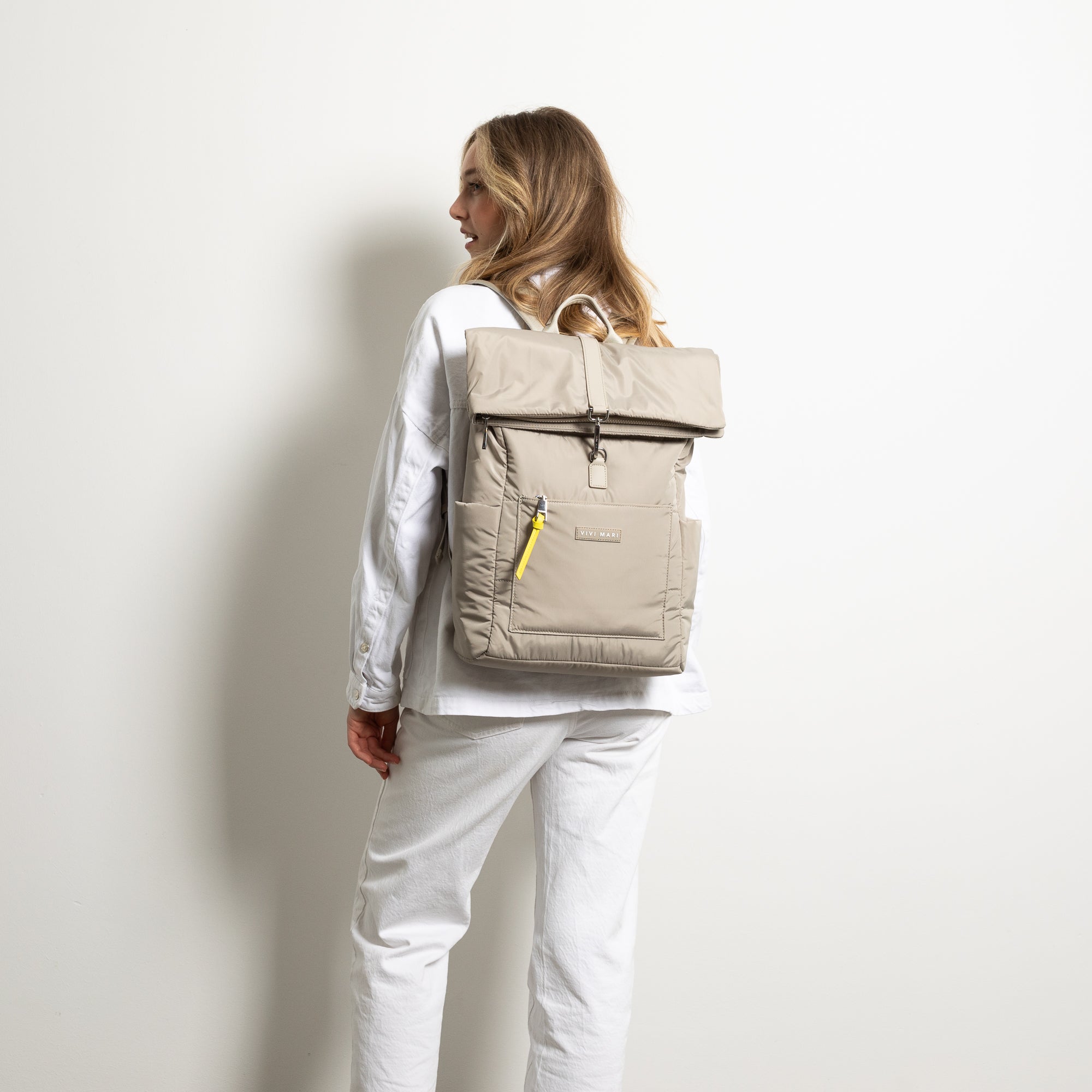 Padded Backpack medium - stone - VIVI MARI