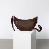 Padded Hip Bag medium - chocolate - VIVI MARI