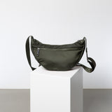 Padded Hip Bag medium - olive - VIVI MARI