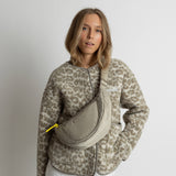 Padded Hip Bag medium - stone - VIVI MARI