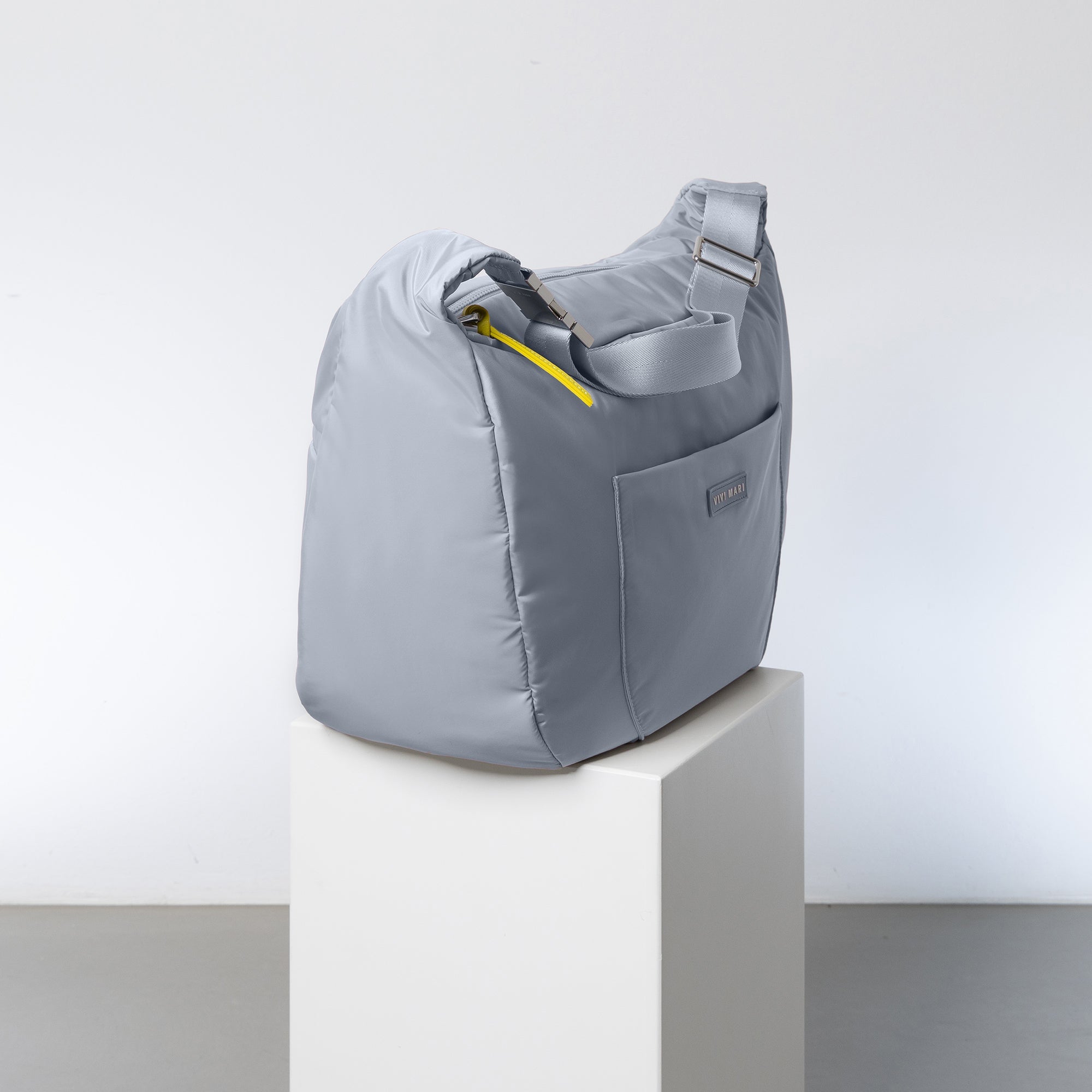 Padded Hip Bag oversized - ash blue - VIVI MARI