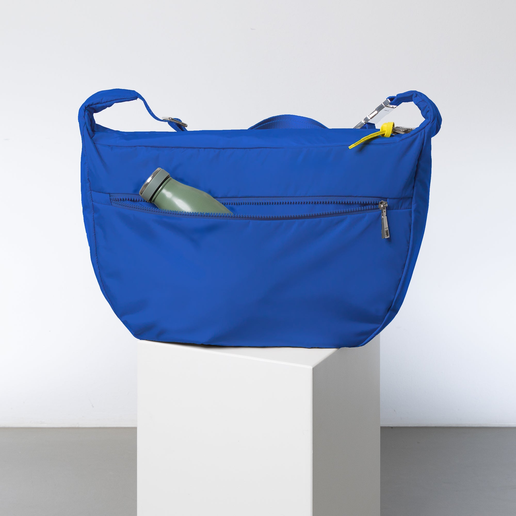 Padded Hip Bag oversized - blue - VIVI MARI