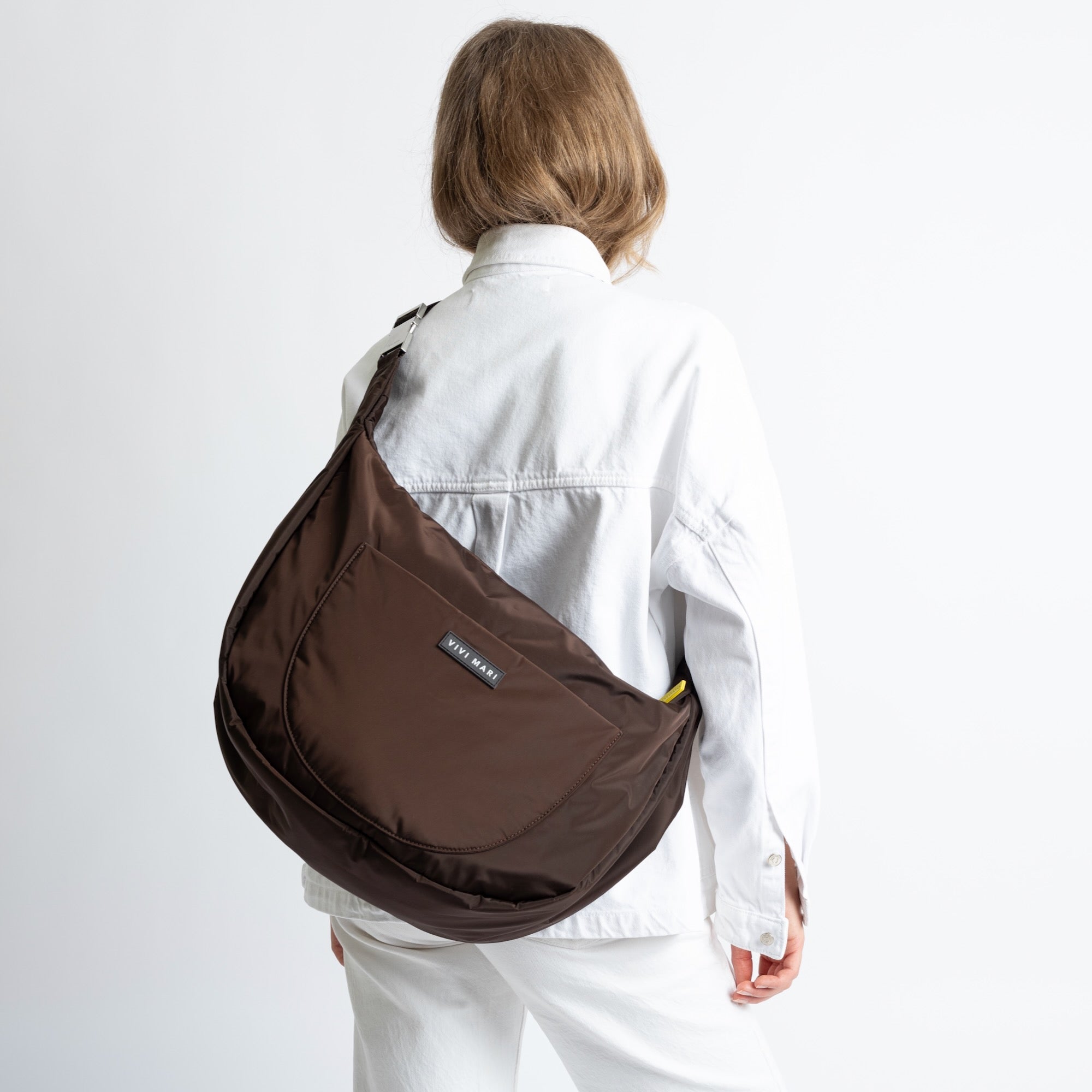Padded Hip Bag oversized - chocolate - VIVI MARI