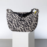Padded Hip Bag oversized - leo splashes black/sand - VIVI MARI