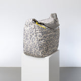 Padded Hip Bag oversized - leo splashes grey/sand - VIVI MARI