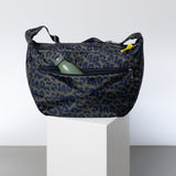 Padded Hip Bag oversized - leo splashes navy/olive - VIVI MARI