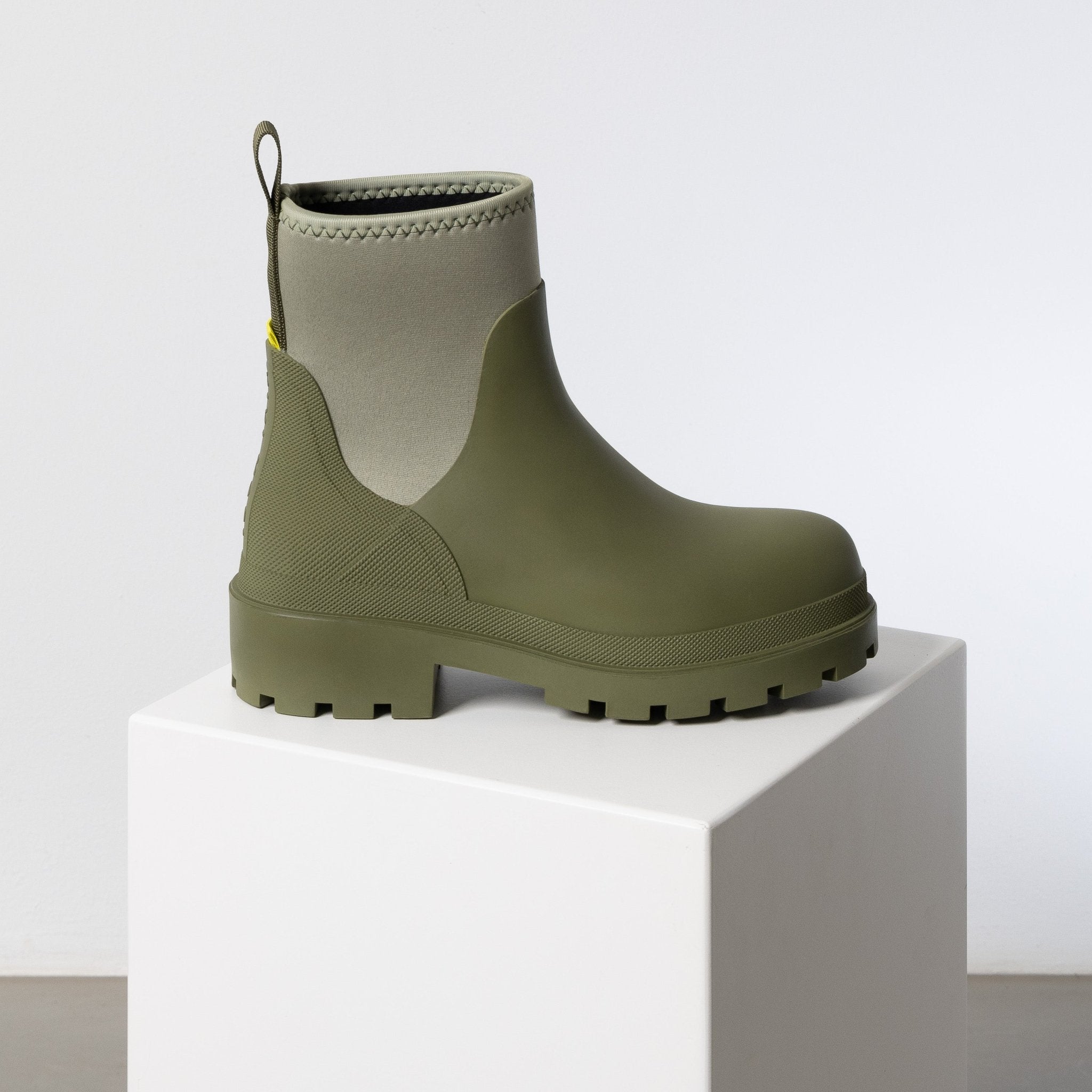 Rainboots short solid pale olive - VIVI MARI