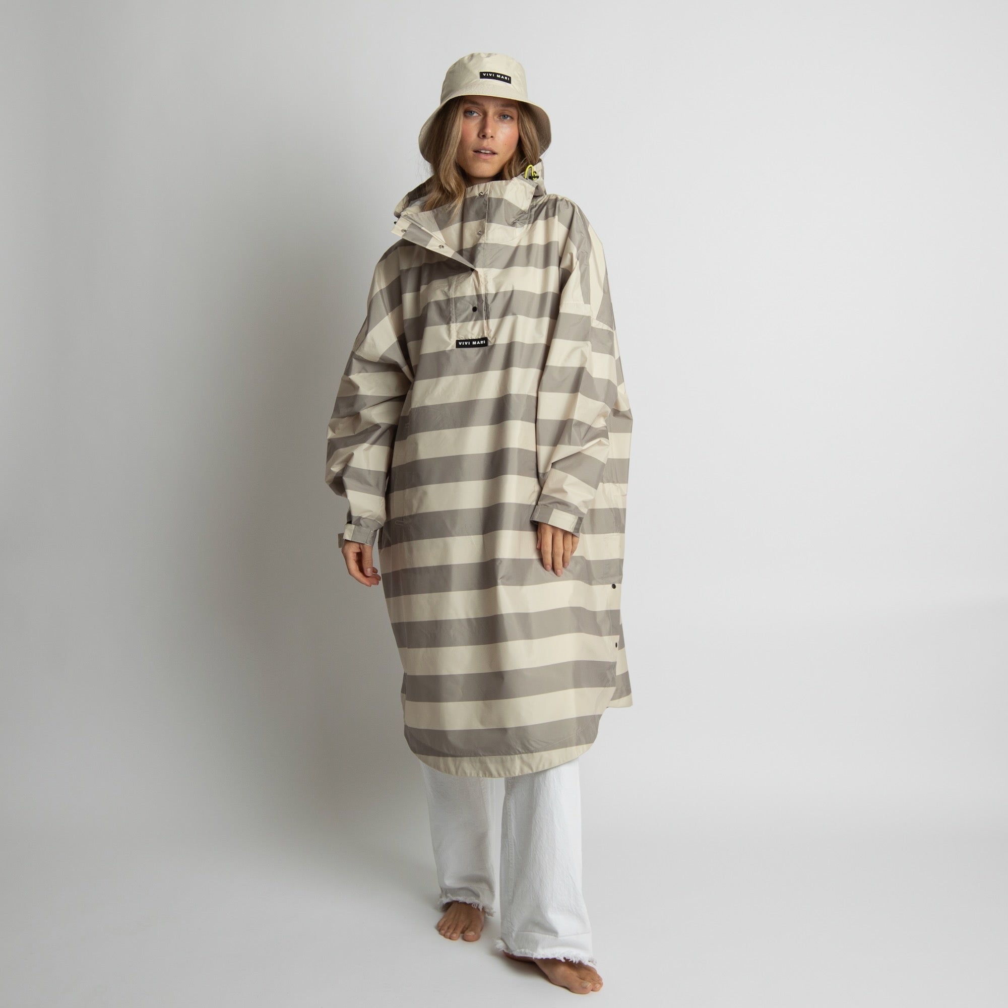 Raincoat bold stripes mushroom/sand - VIVI MARI