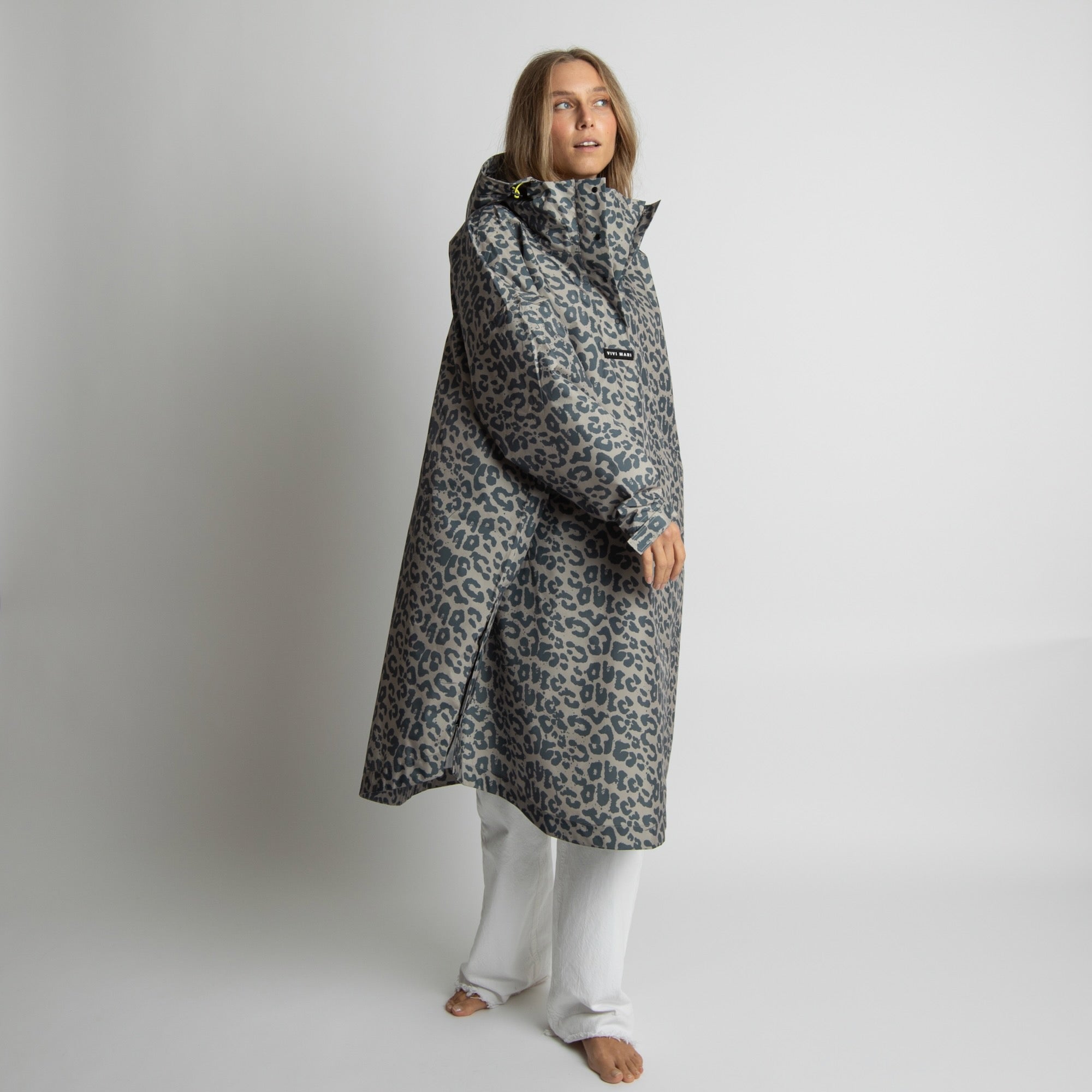 The Raincoats Odyshape ロンT VIVA 別注 L Raincoat leo splashes dark grey/mushroom - VIVI MARI
