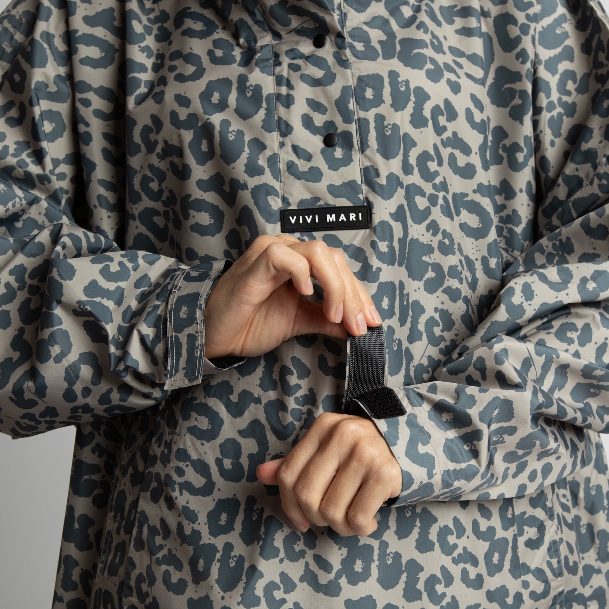 Raincoat leo splashes dark grey/mushroom - VIVI MARI