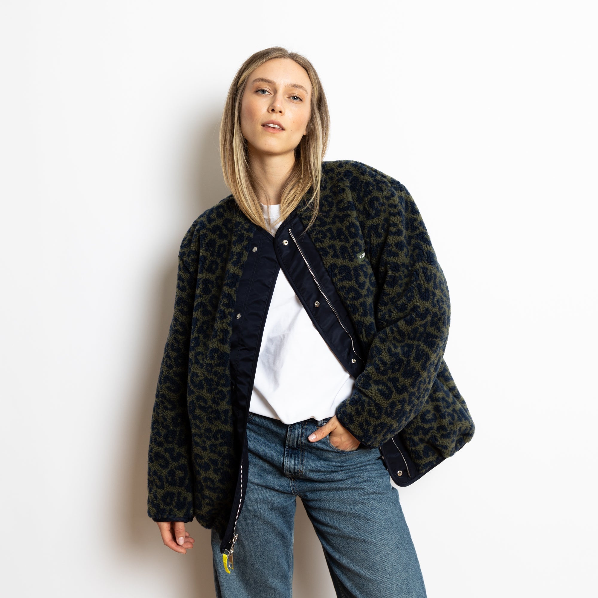 Reversible Bomber Jacket - navy/leo navy - olive - VIVI MARI