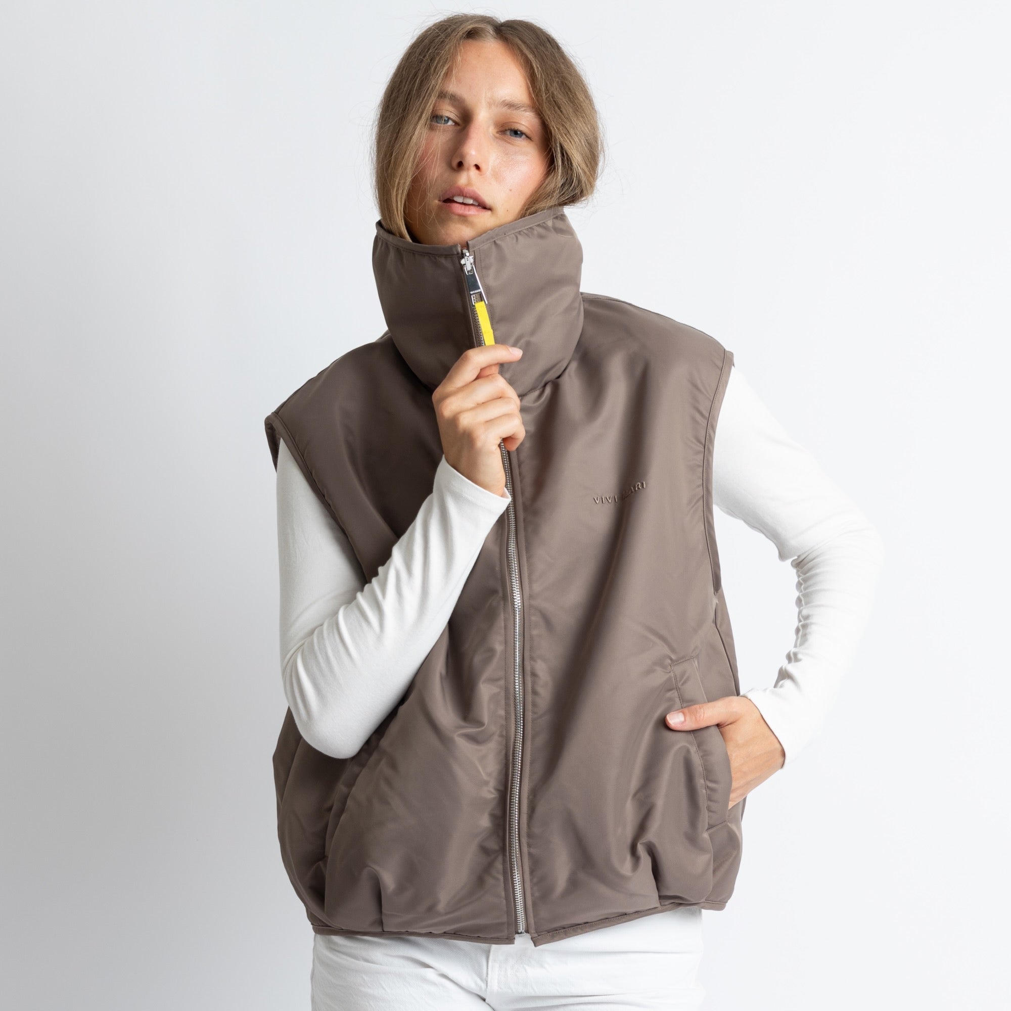 Reversible Bomber Vest - dark mushroom/mushroom - VIVI MARI