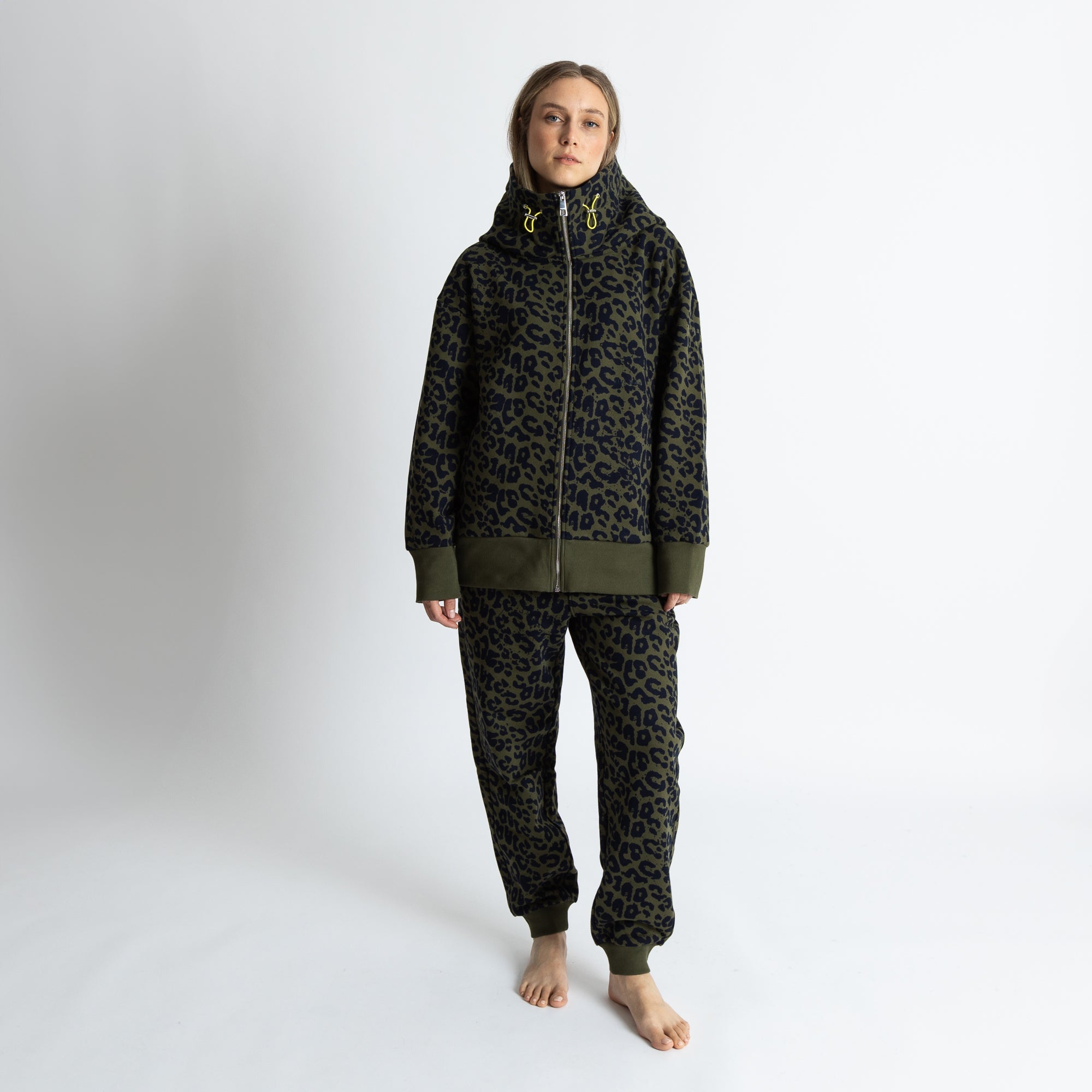 Sweat Pants - leo splashes navy/olive - VIVI MARI