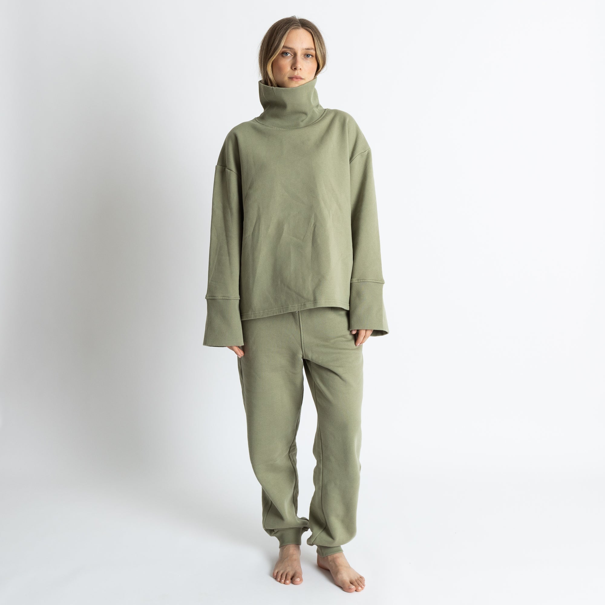 Sweat Pants - solid pale olive - VIVI MARI