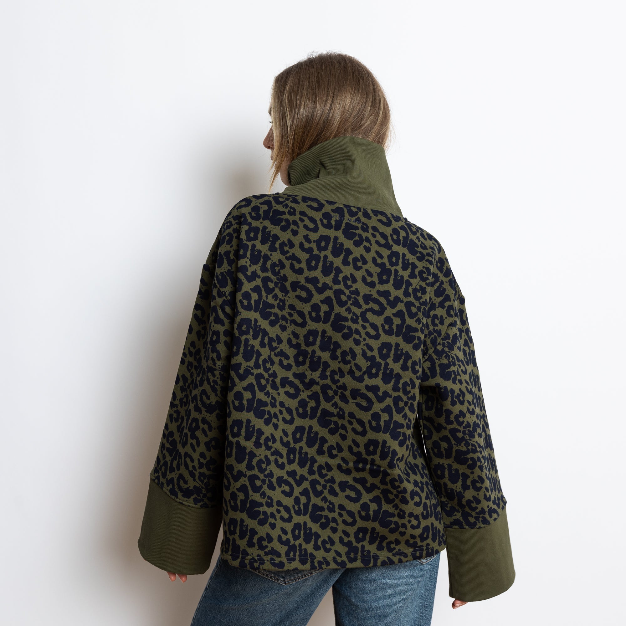 Sweatshirt turtle neck - leo splashes navy/olive - VIVI MARI