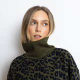 Sweatshirt turtle neck - leo splashes navy/olive - VIVI MARI