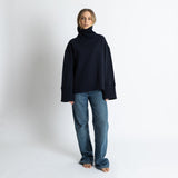 Sweatshirt turtle neck - solid navy - VIVI MARI