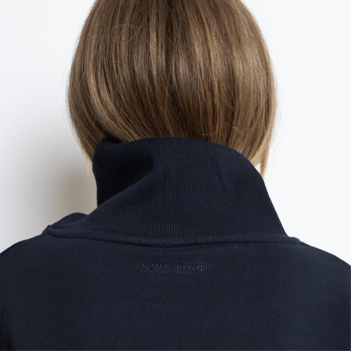 Sweatshirt turtle neck - solid navy - VIVI MARI