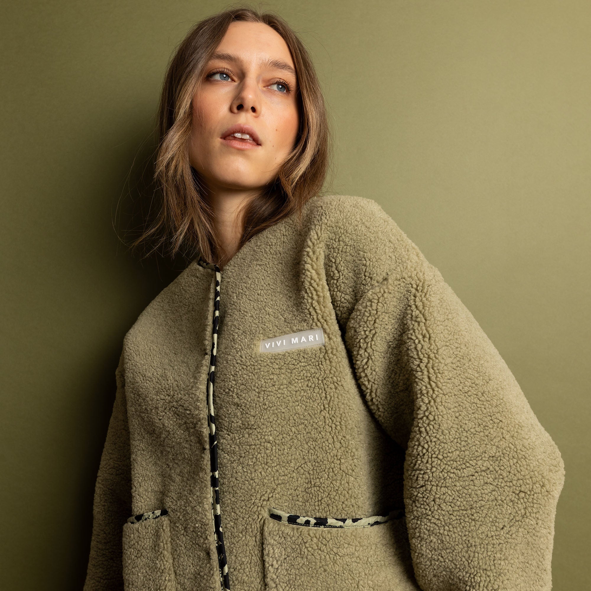 Teddy Fleece Jacket - pale olive - VIVI MARI