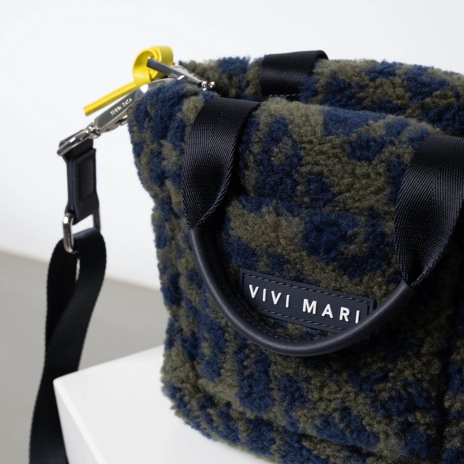 Teddy Tote Bag mini + strap basic woven slim - leo splashes navy/olive - VIVI MARI