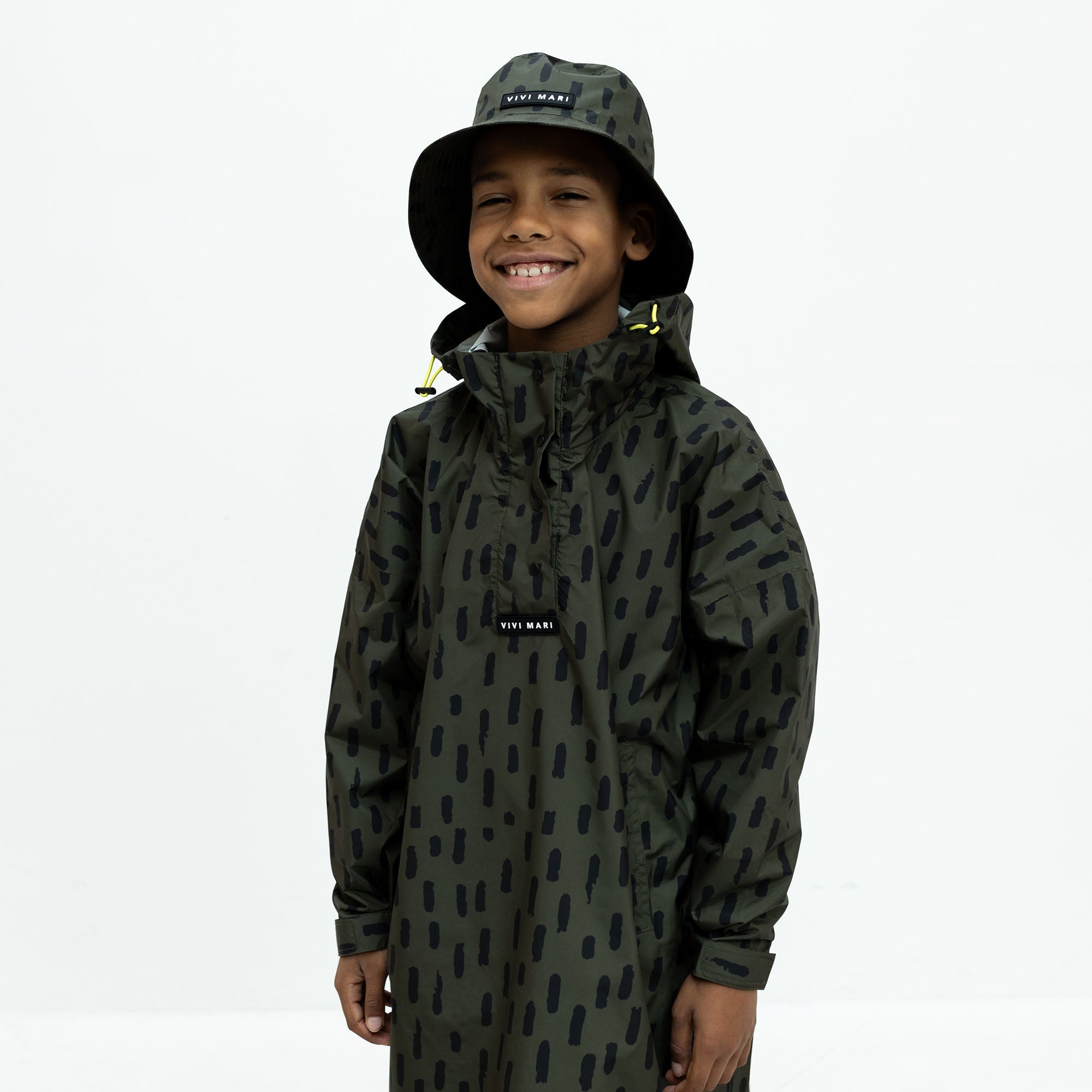 Kids Bucket Hat drops olive/black - VIVI MARI