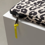 Padded Laptop Sleeve 13"/14" - leo splashes black/sand - VIVI MARI