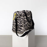 padded tote bag medium + strap basic woven slim - leo splashes black/sand - VIVI MARI