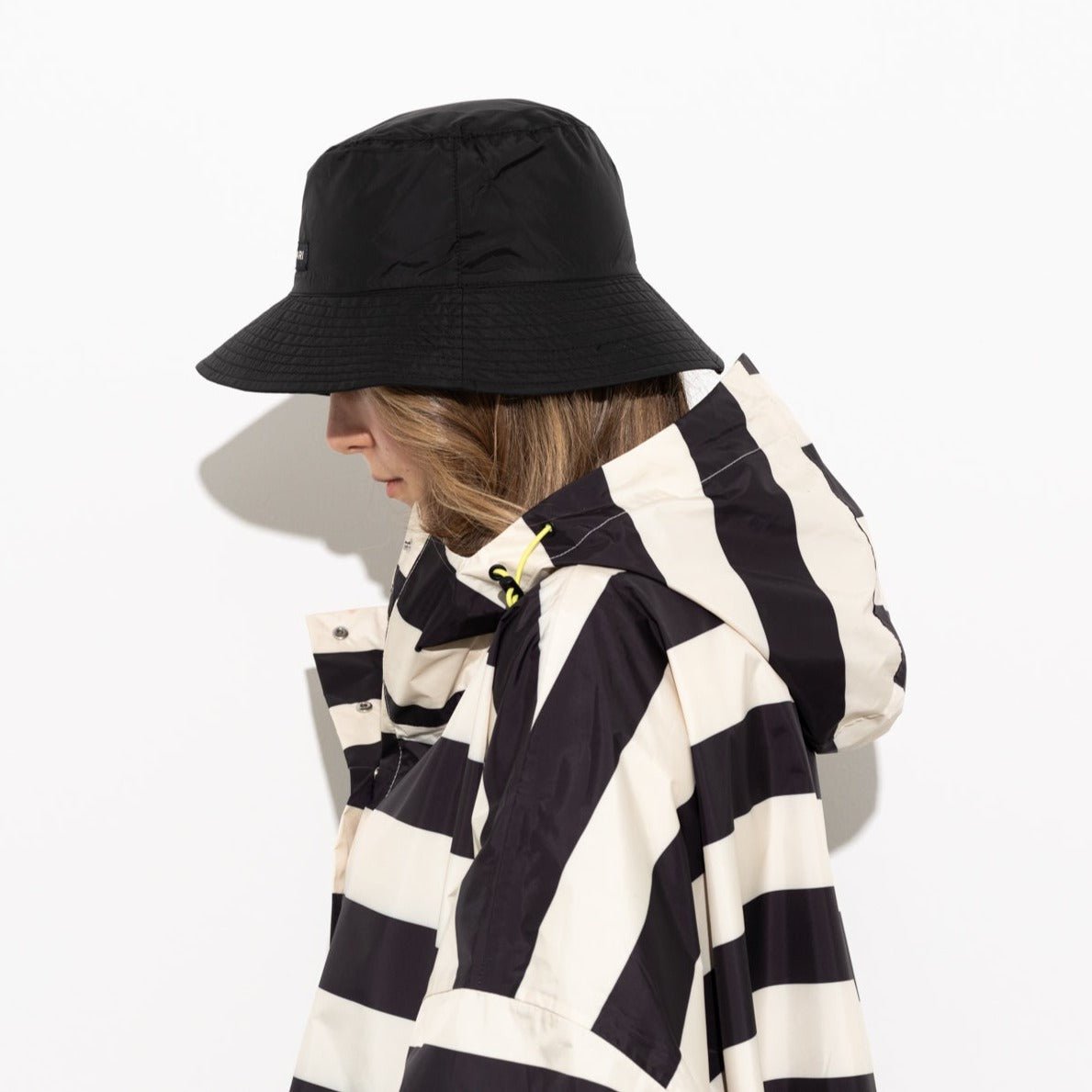 Raincoat bold stripes - black/sand - VIVI MARI