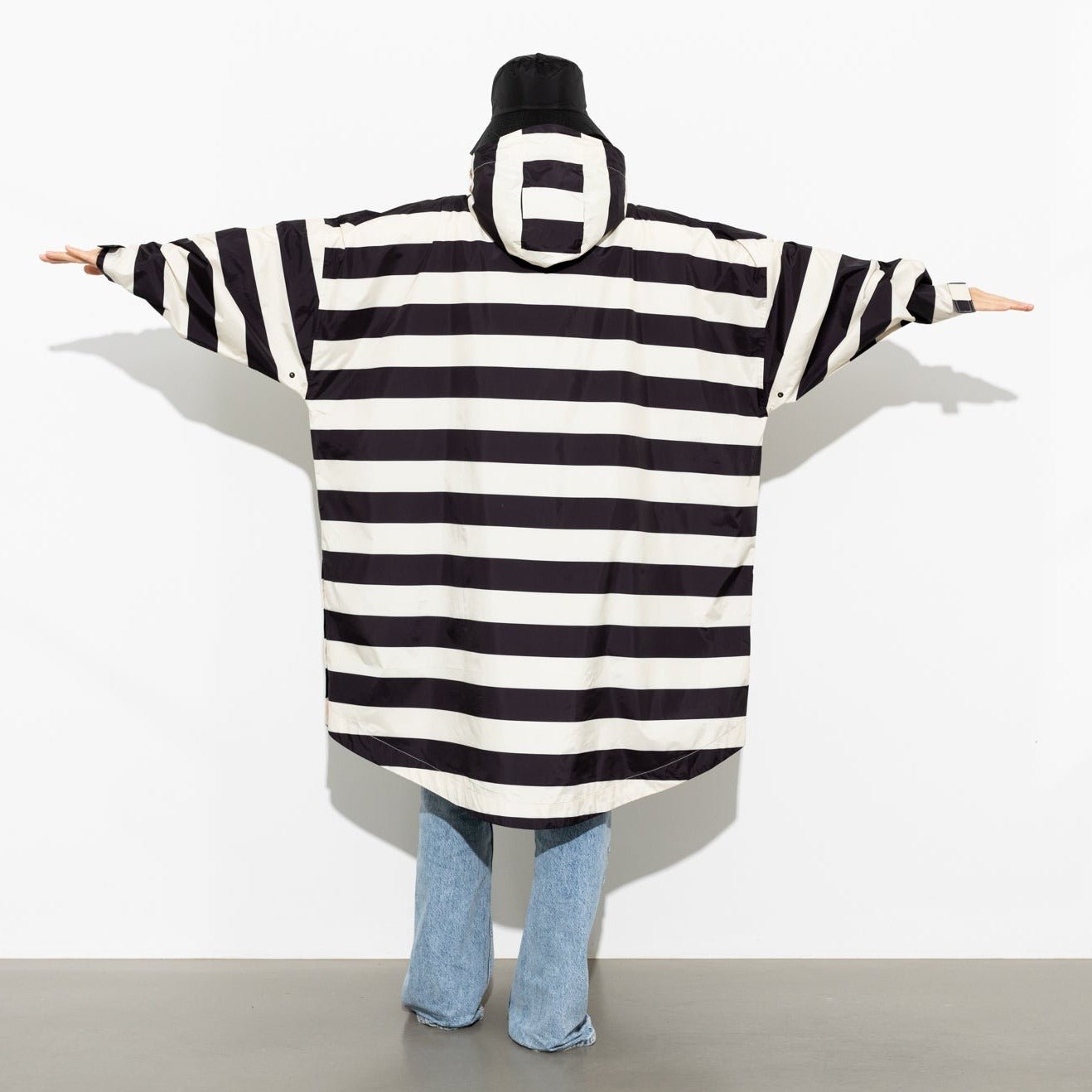 Raincoat bold stripes - black/sand - VIVI MARI