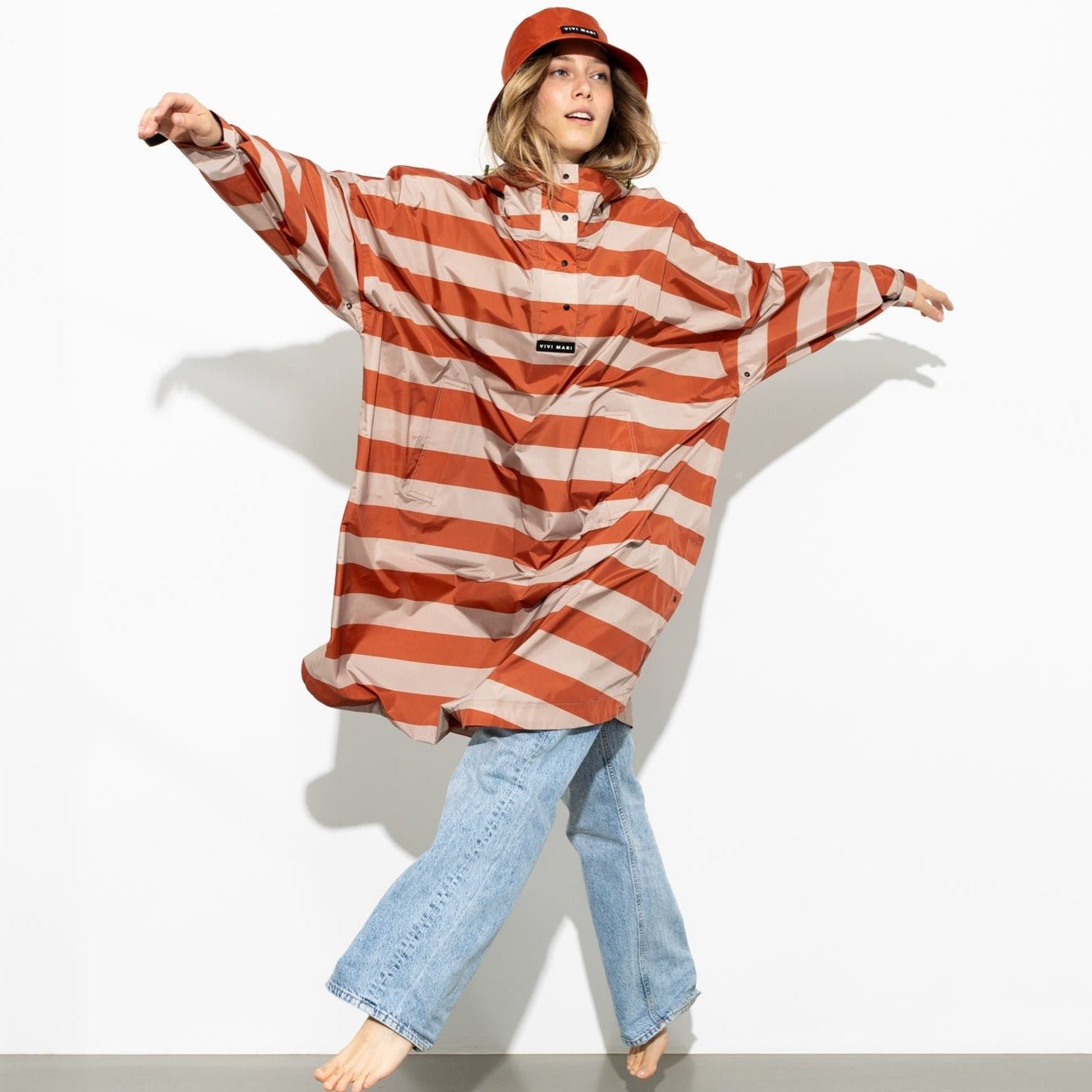 Raincoat bold stripes - cinnamon/latte - VIVI MARI