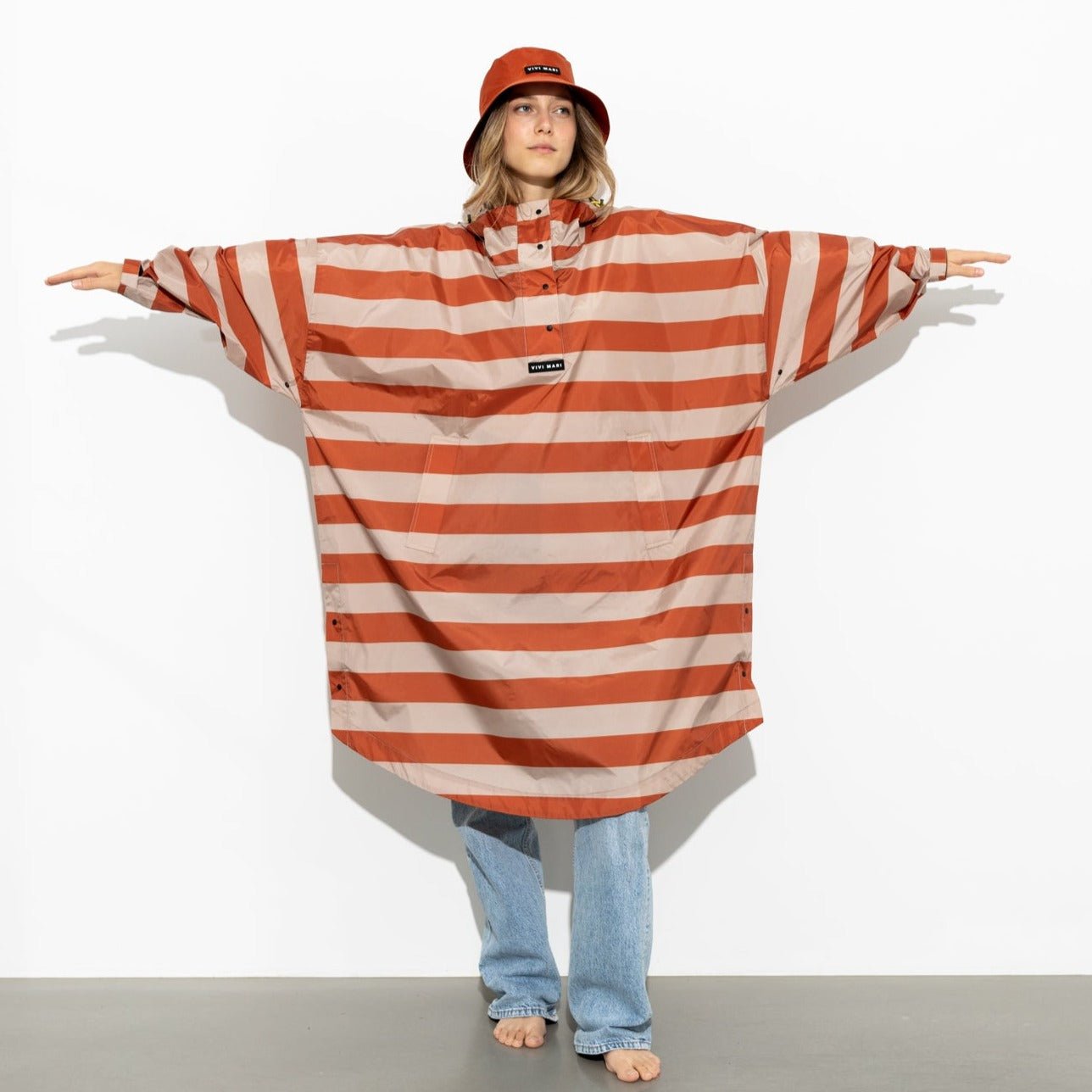 Raincoat bold stripes - cinnamon/latte - VIVI MARI