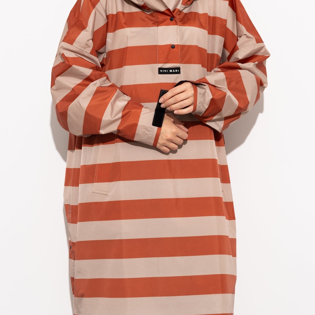 Raincoat bold stripes - cinnamon/latte - VIVI MARI